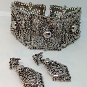 * Vintage Celebrity Silver Tone Panel Bracelet & Clip On Earrings Set